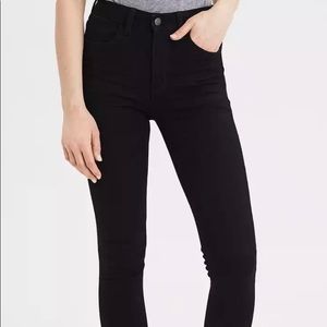 American Eagle 360•Next Level Strech Size 2 short Black